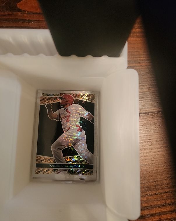 2023 Topps Yadier Molina — front