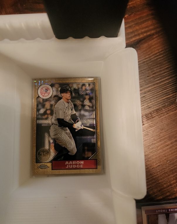 2022 Topps Chrome 1987 35th Anniversary #87BC-35 Aaron Judge — front
