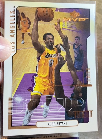 2000-01 Upper Deck MVP #77 Kobe Bryant — front