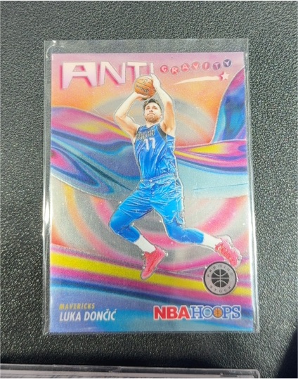 2023-24 Panini NBA Hoops Premium Stock #4 Luka Dončić Anti-Gravity — front