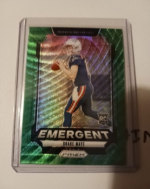 2024 Panini Prizm Emergent Green Wave Prizm #4 Drake Maye — front