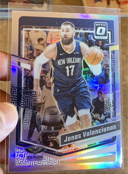2023-24 Donruss Optic #116 Jonas Valanciunas — front