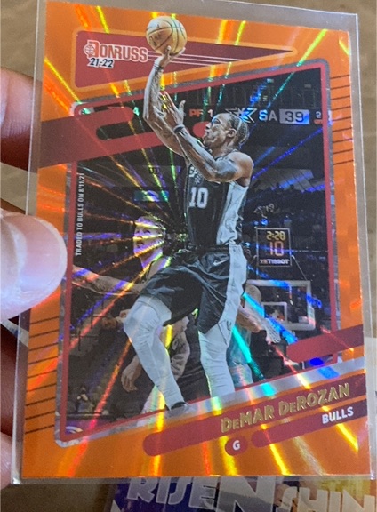 2021-22 Panini Donruss #21 DeMar DeRozan — front