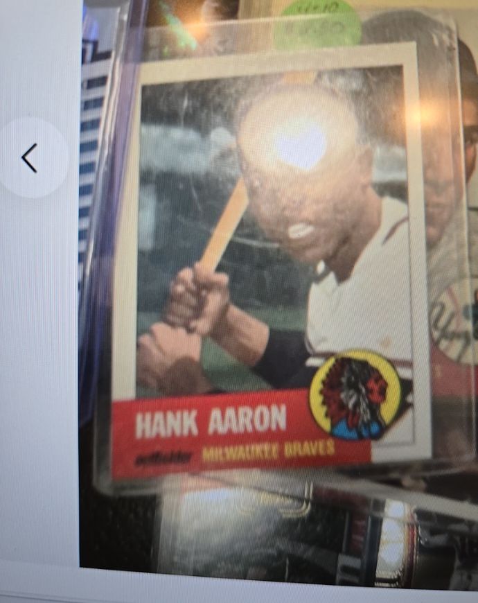 1962 Topps #30 Hank Aaron — front