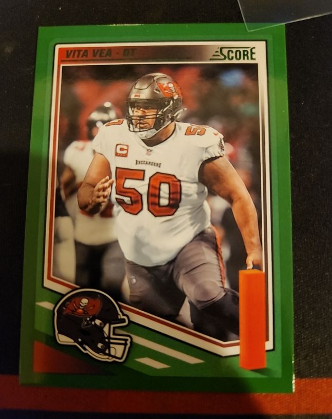 2025 Panini Score #50 Vita Vea — front