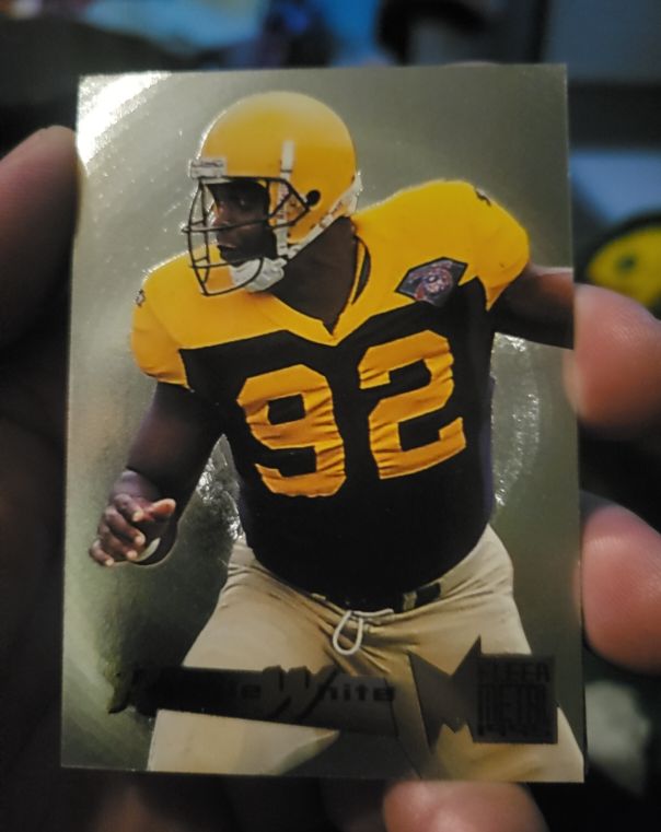 1995 Fleer Metal #48 Reggie White — front