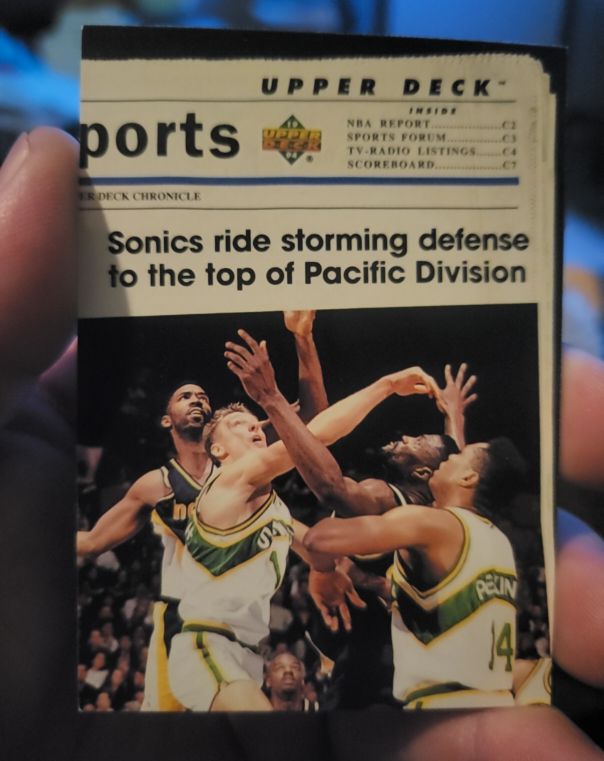 1993-94 Upper Deck Special Edition #223 Seattle Supersonics — front
