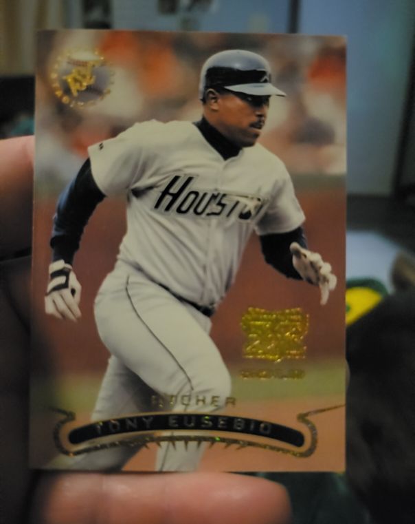 1995 Fleer #6 Tony Eusebio — front