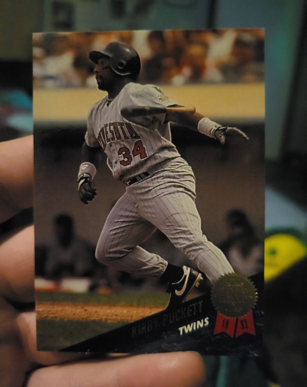1993 Leaf #378 Kirby Puckett Minnesota Twins — front