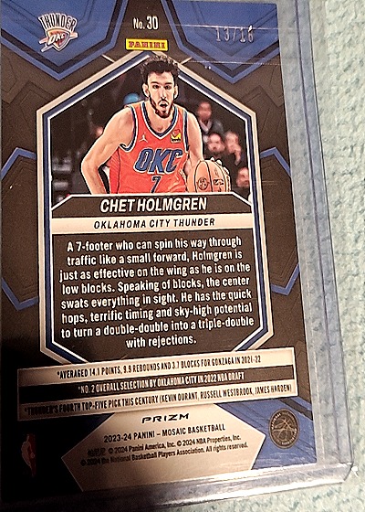 2023-24 Panini Mosaic #30 Chet Holmgren — back