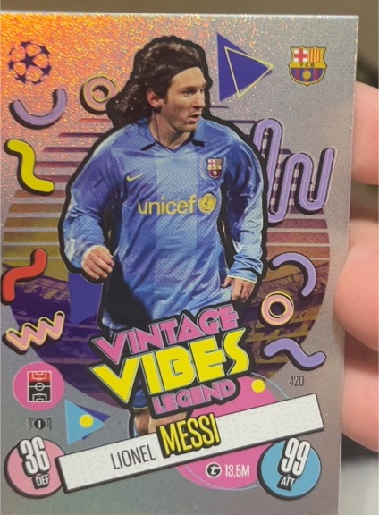 2024-25 Topps Match Attax #420 Lionel Messi Vintage Vibes Legend — front