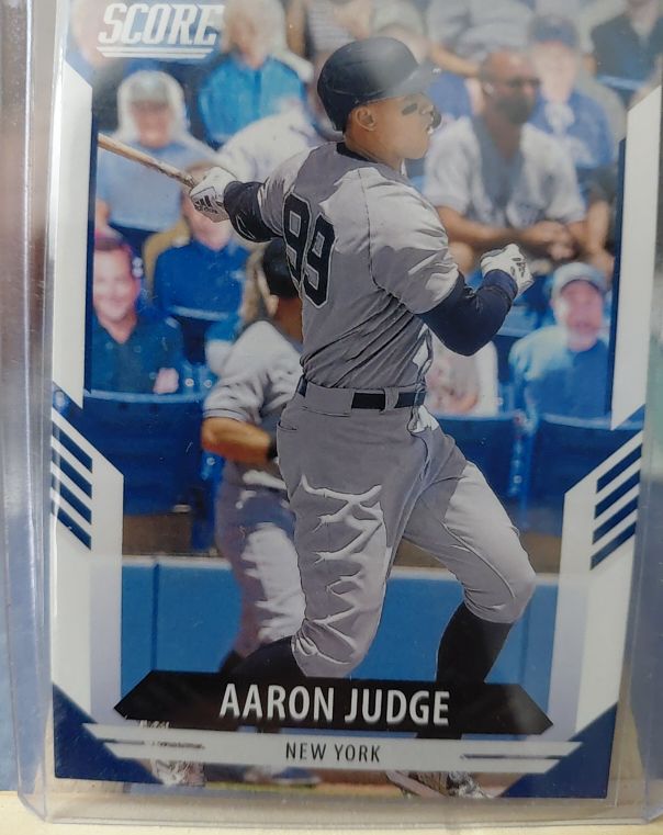 2021 Panini Chronicles Score #21 Aaron Judge — front