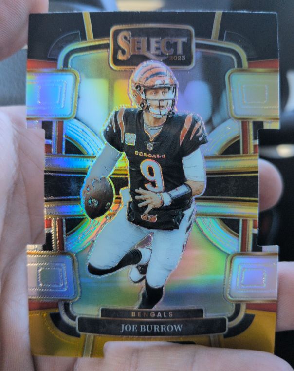 2023 Panini Select Concourse Silver Prizm Die-Cut #20 Joe Burrow — front