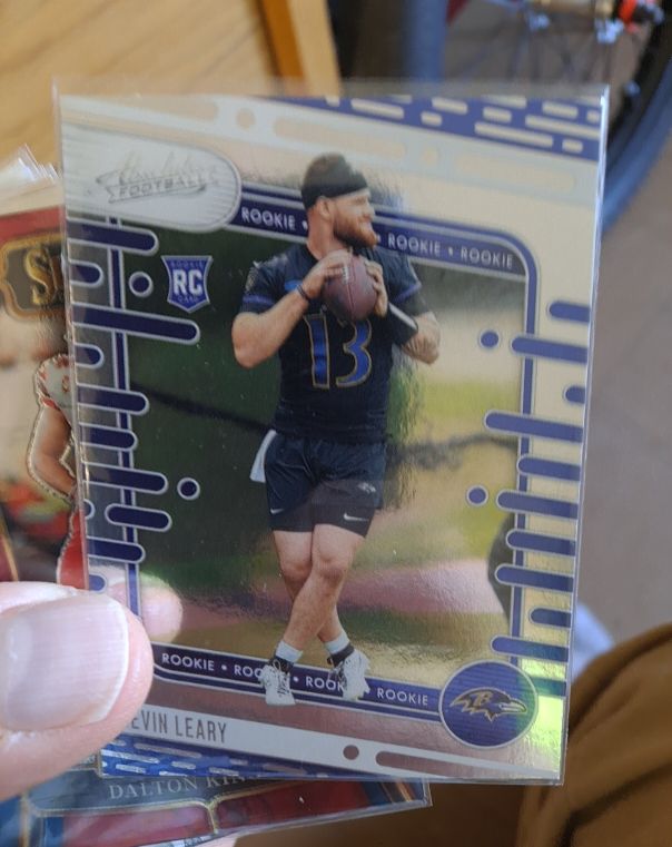 2024 Panini Absolute #198 Devin Leary — front