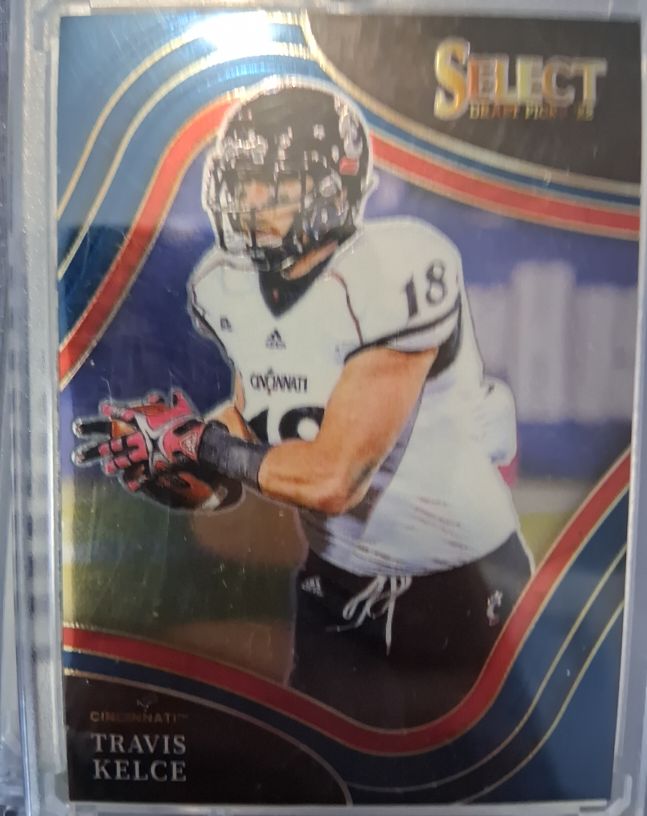 2022 Panini Select Draft Picks #128 Travis Kelce Field Level Blue — front