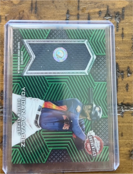 2023 Topps Chrome Authentics Relics Green #TCA-YA Yordan Alvarez — front
