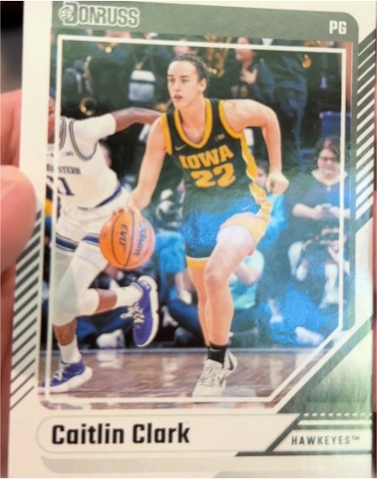 2024 Panini Donruss #8 Caitlin Clark — front