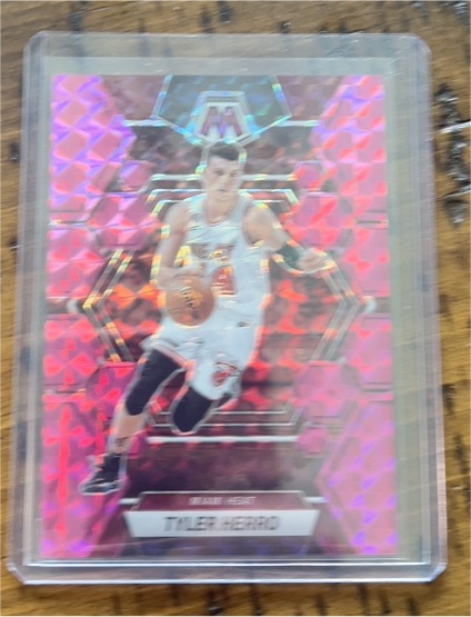 2022-23 Panini Mosaic #78 Tyler Herro — front