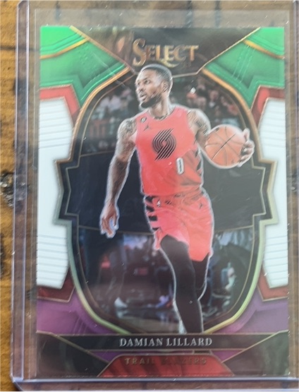 2022-23 Panini Select #7 Damian Lillard — front