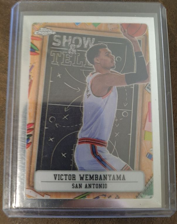 2024-25 Topps Chrome #ST-9 Victor Wembanyama Show and Tell — front