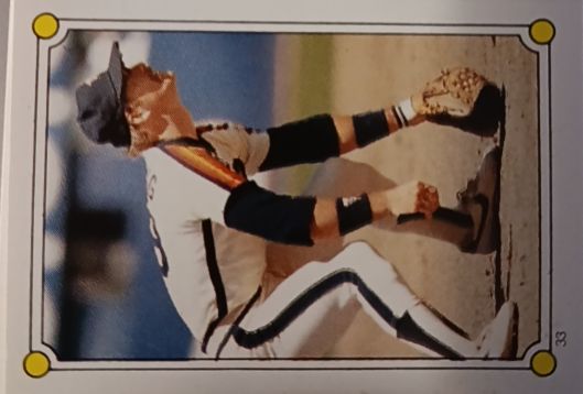 1961 Topps #27 Jerry Kindall — front