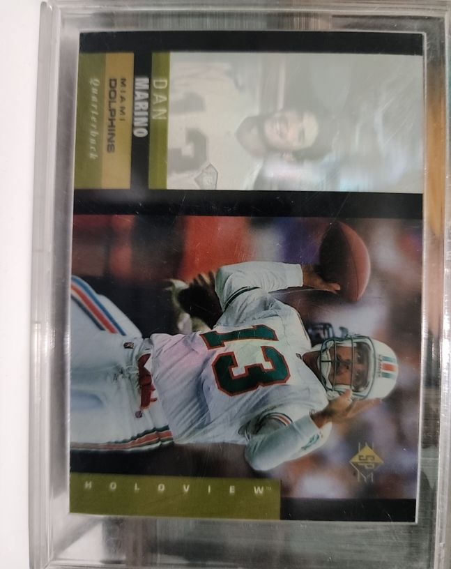 1995 Upper Deck SP Holoview #2 Dan Marino — front