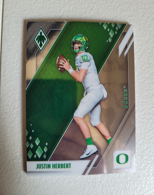 2022 Panini Chronicles Draft Picks Phoenix #10 Justin Herbert — front