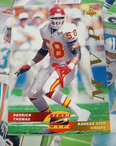 1993 Upper Deck #TM9 Derrick Thomas Team MVP — front