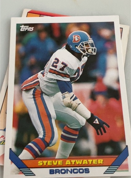 1993 Topps #137 Steve Atwater — front