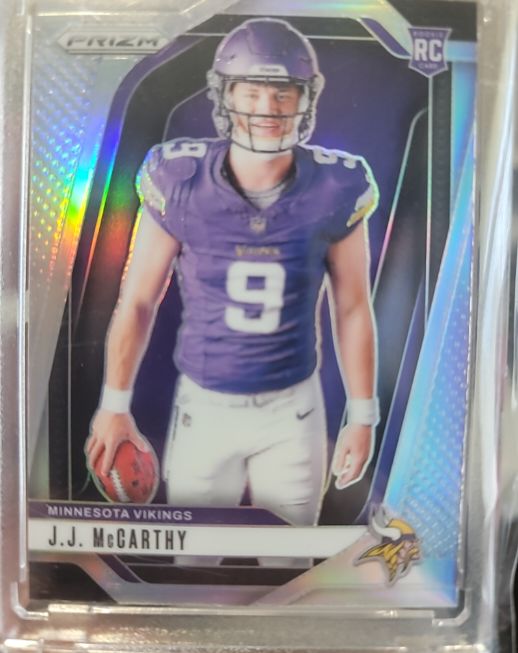 2024 Panini Prizm #13 J.J. McCarthy — front