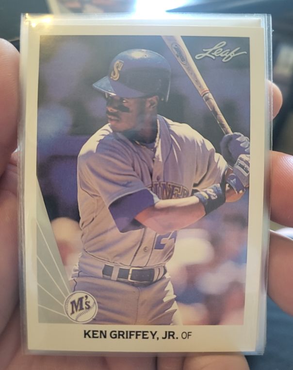 1990 Leaf #245 Ken Griffey Jr. — front