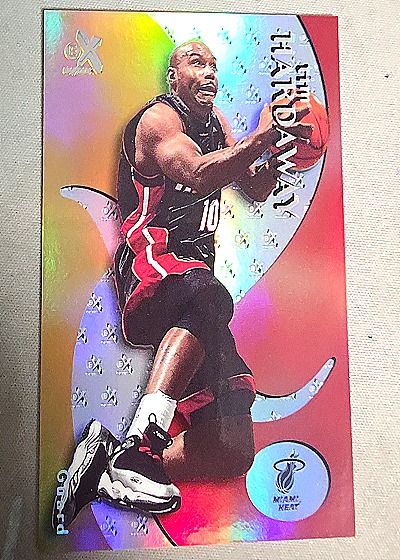 1999-00 Skybox E-X #19 Tim Hardaway — front