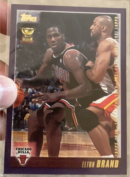 2000-01 Topps #1 Elton Brand — front