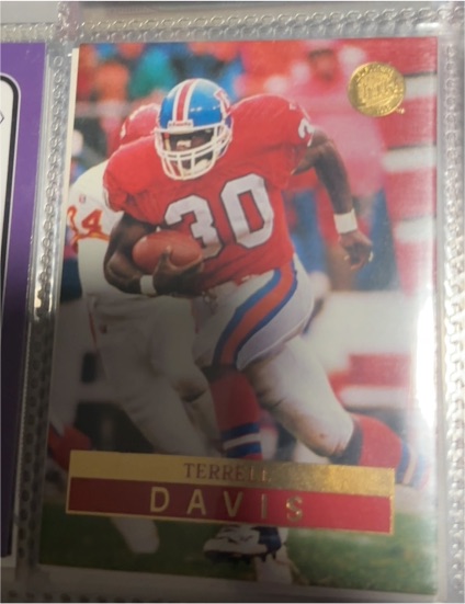 1996 Fleer Ultra #44 Terrell Davis — front