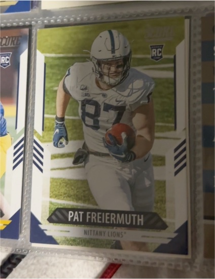 2021 Panini Score #323 Pat Freiermuth — front