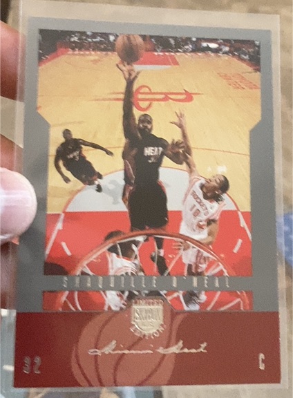 2004-05 Skybox Limited Edition #32 Shaquille O'Neal — front