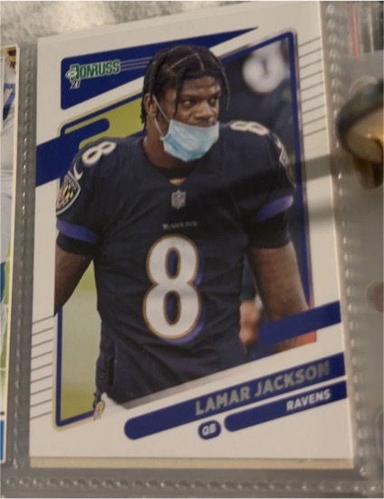 2021 Donruss #239b Lamar Jackson No Helmet Photo Variation — front