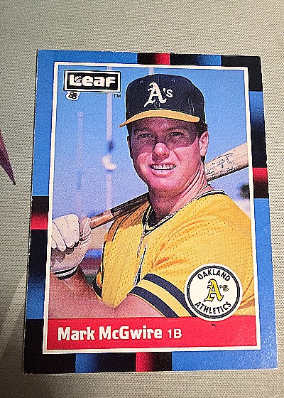 1988 Leaf #194 Mark McGwire — front