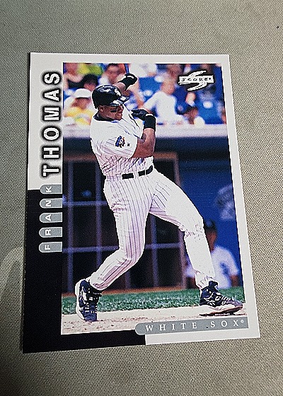 1998 Score #105 Frank Thomas — front