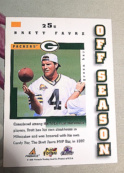 1998 Score #255 Brett Favre Off Season — back