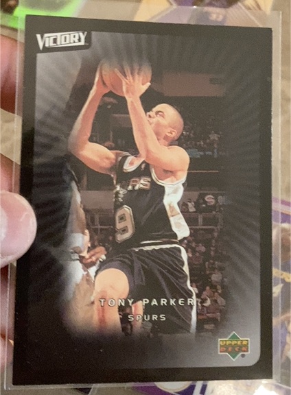 2003-04 Upper Deck Victory #86 Tony Parker — front