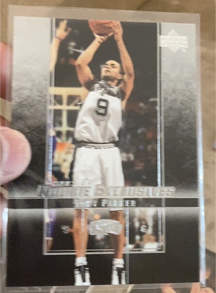 2003-04 Upper Deck Rookie Exclusives #32 Tony Parker — front