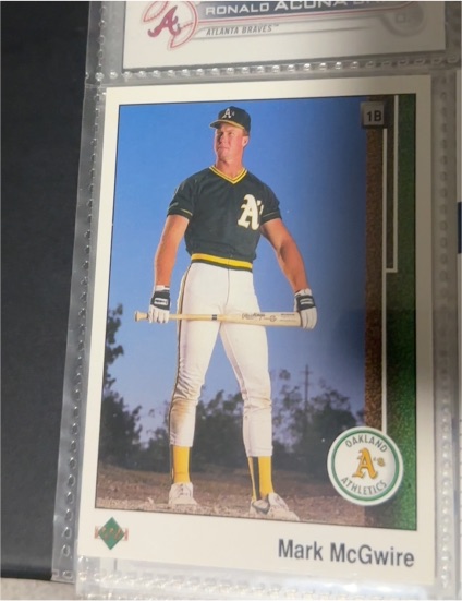 1989 Upper Deck #300 Mark McGwire — front