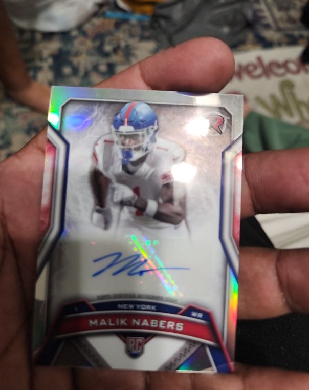 2023 Panini Prizm Draft Picks Rookie Signatures #RS-MN Malik Nabers — front
