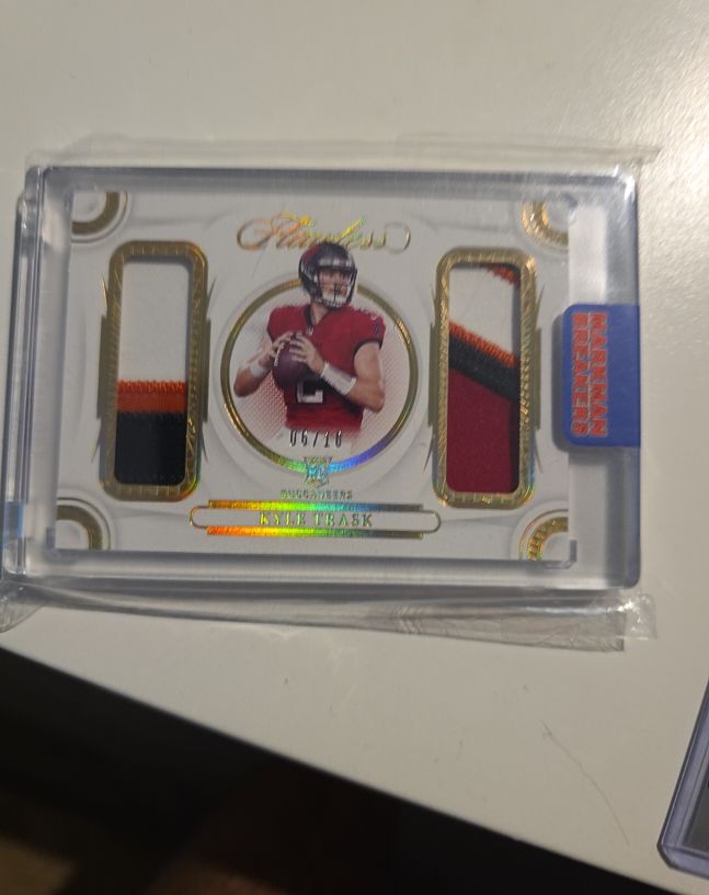 2021 Panini Flawless #067 Kyle Trask — front