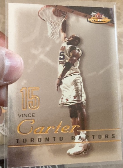 2003-04 Fleer Mystique #15 Vince Carter — front