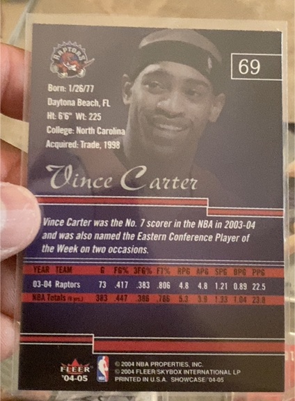 2004-05 Fleer Showcase #69 Vince Carter — front