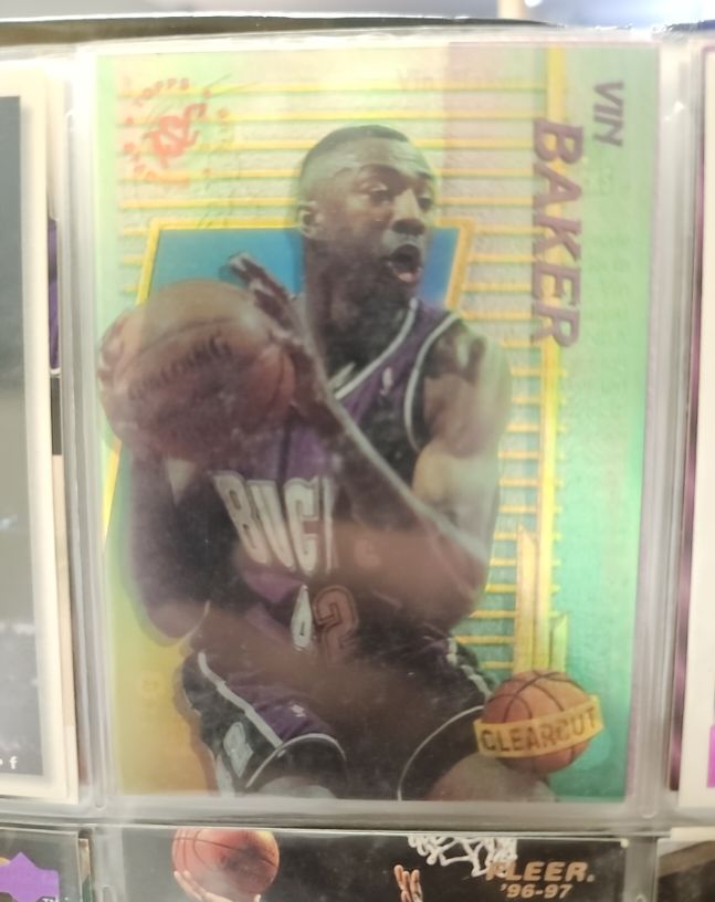 1994-95 Topps Stadium Club #15 Vin Baker Clearcut — front