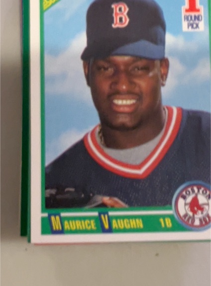 1990 Score #675 Maurice Vaughn — front