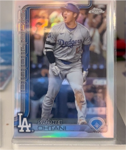 2025 Topps Chrome #1 Shohei Ohtani — front